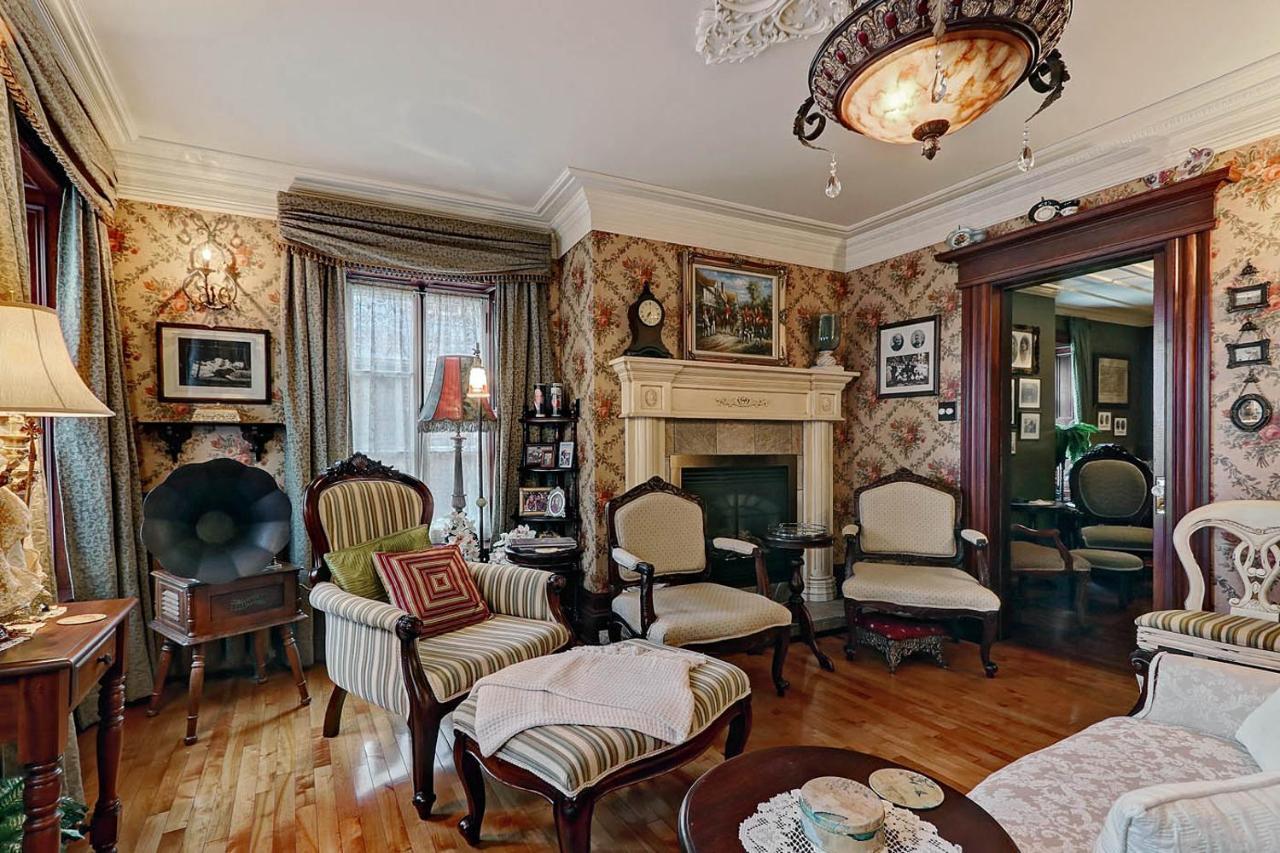 Auberge J.A Moisan Квебек Экстерьер фото