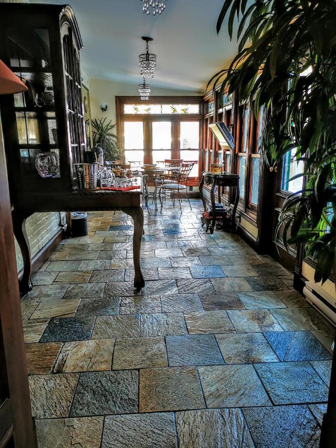 Auberge J.A Moisan Квебек Экстерьер фото